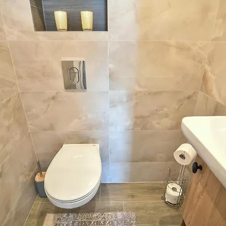 Chaika 203 Apartamento *