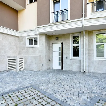 Chaika 203 Apartamento