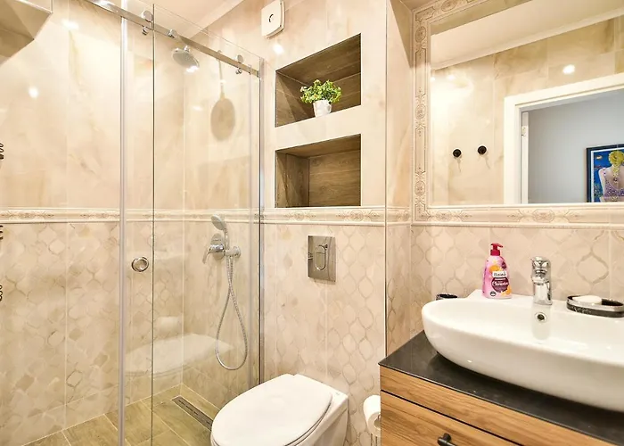 Chaika 203 アパート